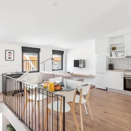 Апартаменты Altido Sunny Apt With Terrace Near Centre *