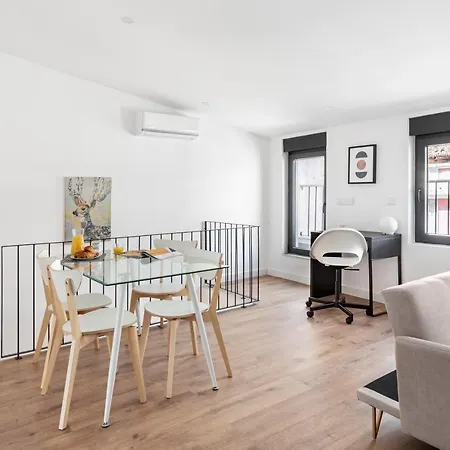 Altido Sunny Apt With Terrace Near Centre Appartement *